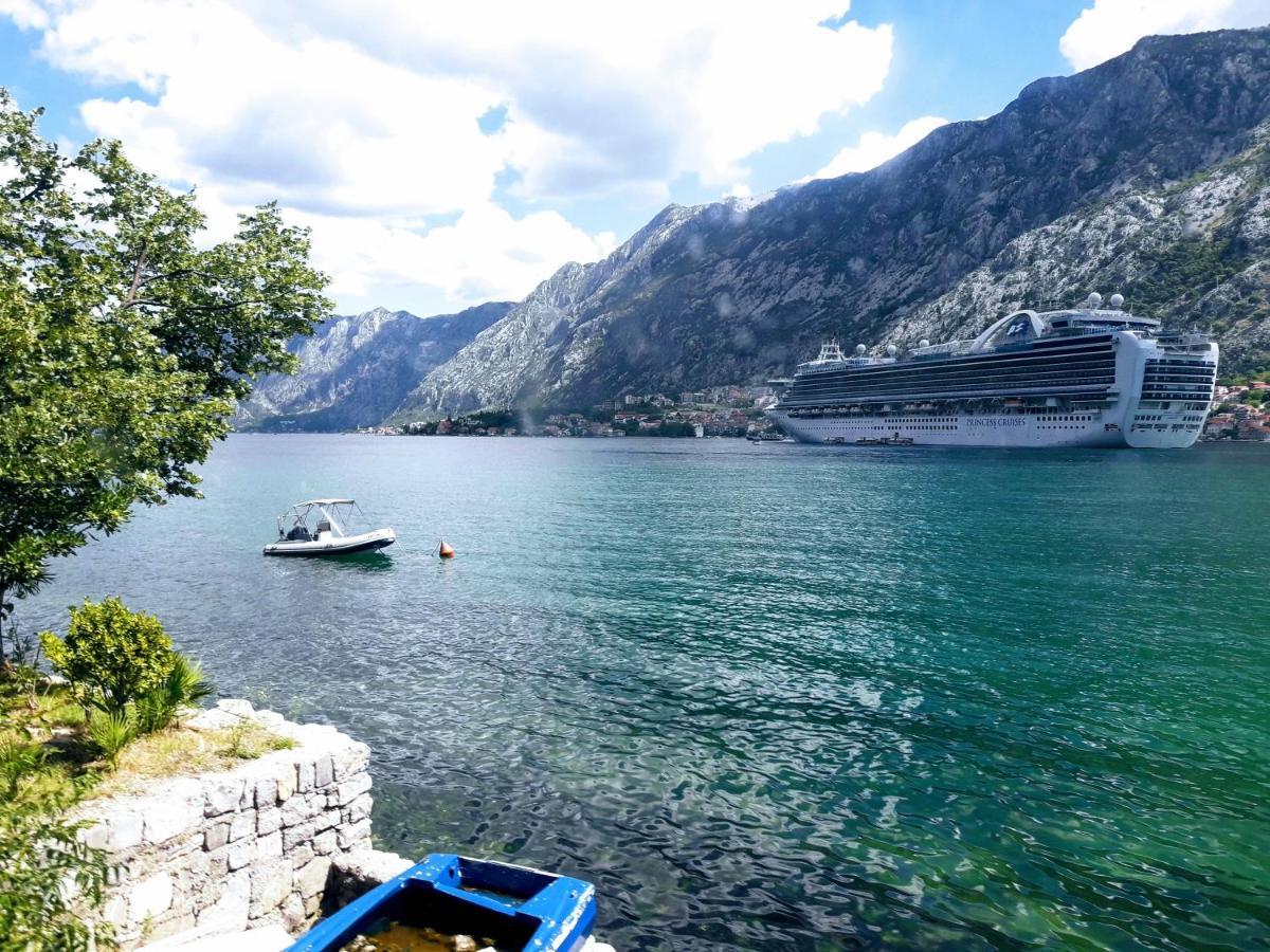 La Dolce Vita Apartment Kotor Exterior photo